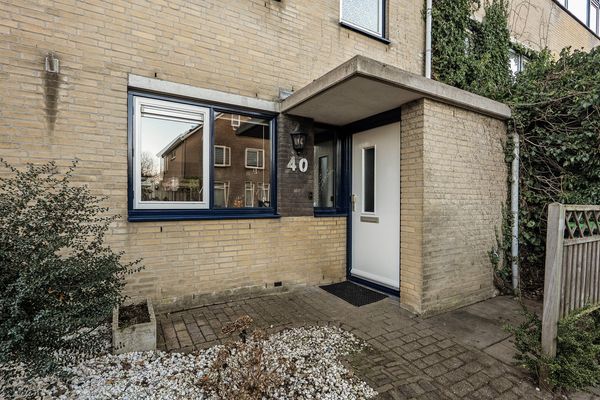 Rietdekker 40, POORTUGAAL