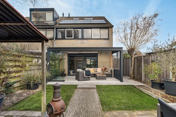 Rietdekker 40, POORTUGAAL