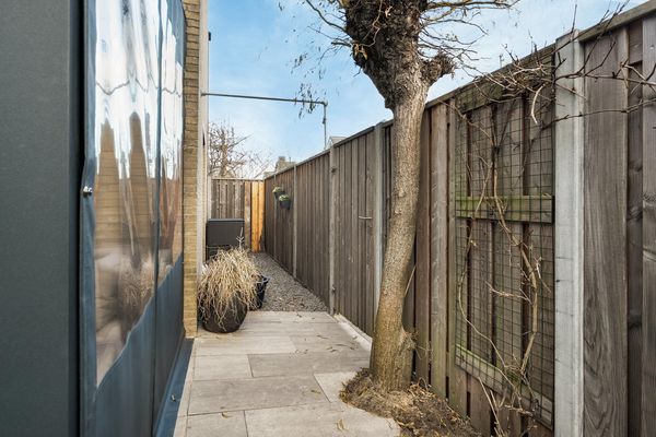 Rietdekker 40, POORTUGAAL