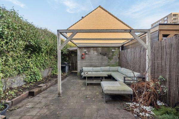 Leeuwenburg 147, BARENDRECHT