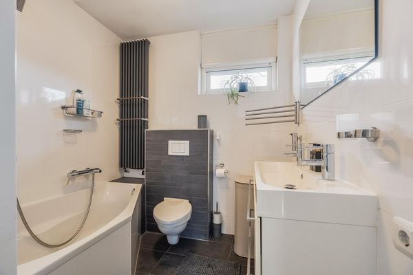 Kamperfoelie 19, POORTUGAAL