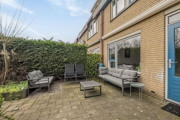 Kamperfoelie 19, POORTUGAAL