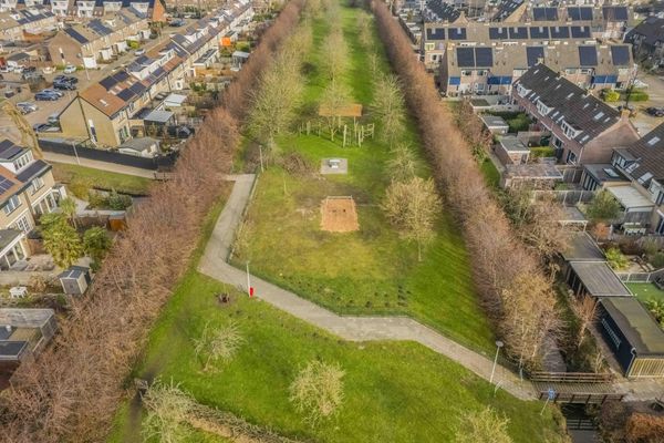 Kamperfoelie 19, POORTUGAAL