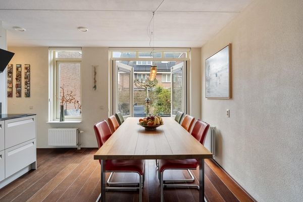 Roentgenhaven 6, BARENDRECHT