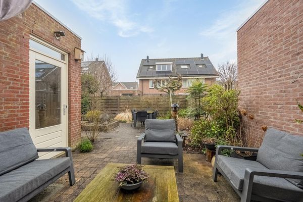 Roentgenhaven 6, BARENDRECHT