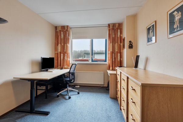 Van der Meulenstraat 5, BARENDRECHT