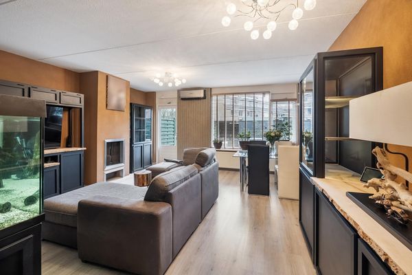 Schokker 26, BARENDRECHT