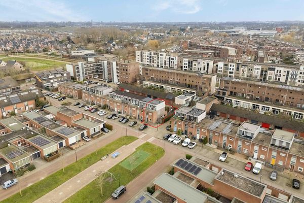 Elzenwede 28, BARENDRECHT