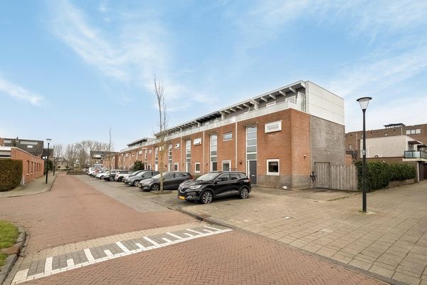 Elzenwede 28, BARENDRECHT