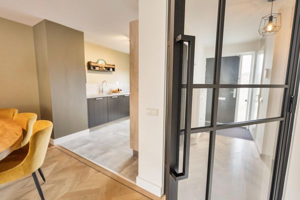 Elzenwede 28, BARENDRECHT