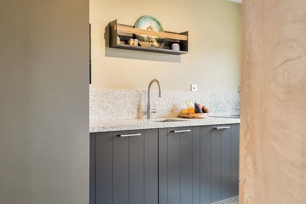 Elzenwede 28, BARENDRECHT