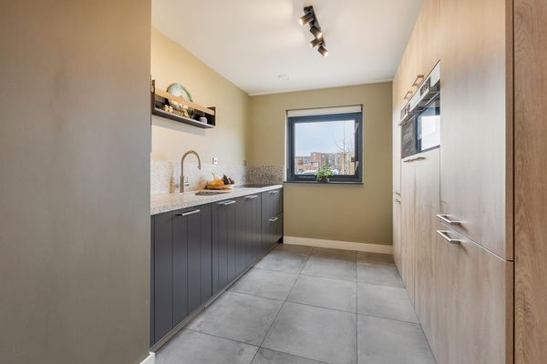 Elzenwede 28, BARENDRECHT