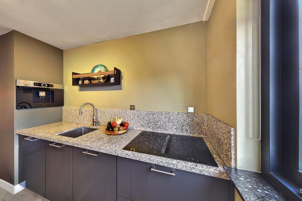 Elzenwede 28, BARENDRECHT