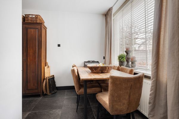 Botter 16, BARENDRECHT