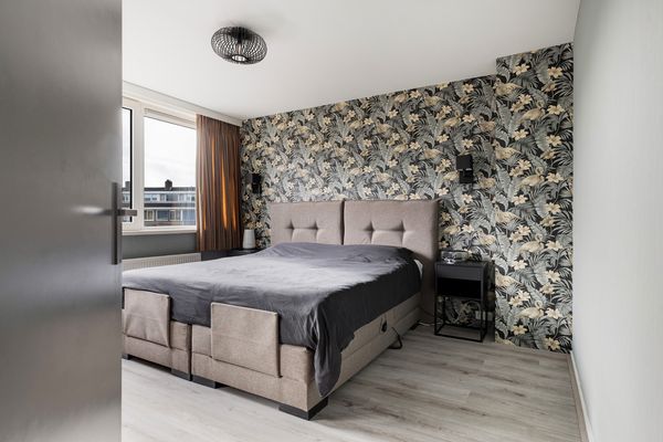 Zwaluwenlaan 52, RHOON