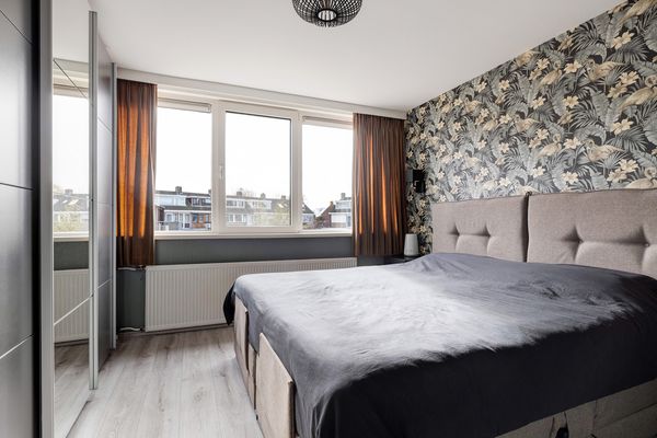 Zwaluwenlaan 52, RHOON