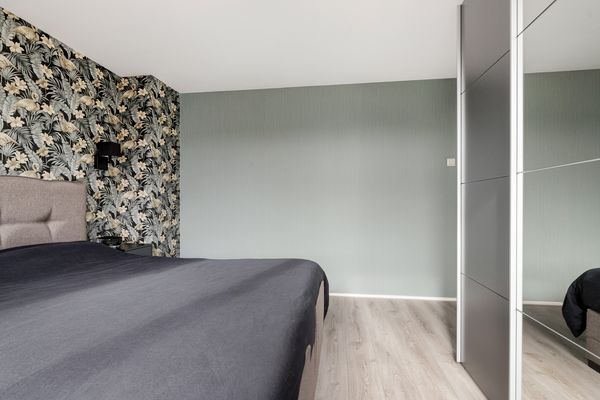 Zwaluwenlaan 52, RHOON