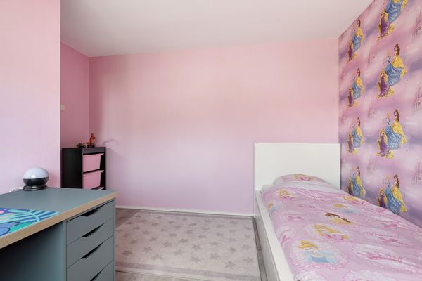 Zwaluwenlaan 52, RHOON