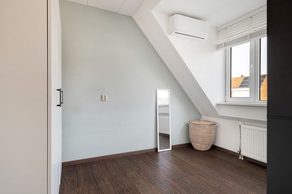 Riedertuin 58, BARENDRECHT