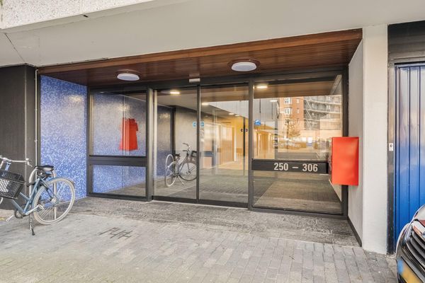 Oostmaaslaan 270, ROTTERDAM