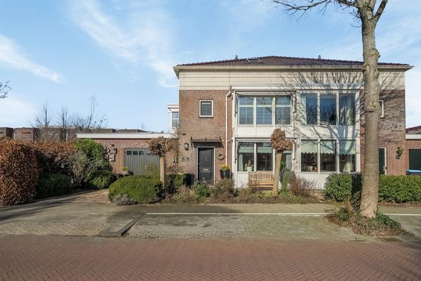 Meerwedesingel 68, BARENDRECHT