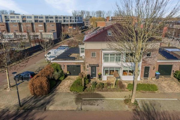 Meerwedesingel 68, BARENDRECHT