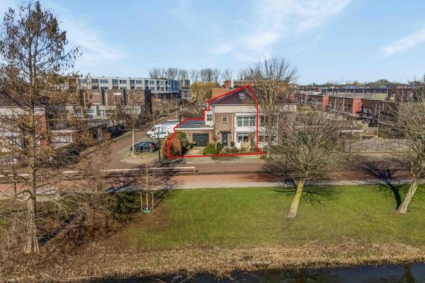 Meerwedesingel 68, BARENDRECHT