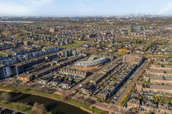 Meerwedesingel 68, BARENDRECHT