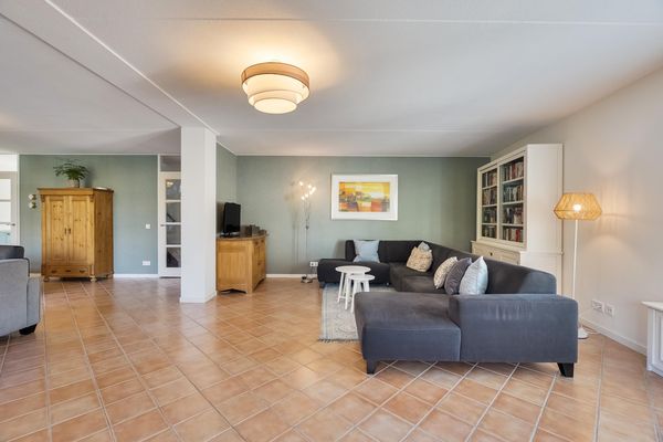 Meerwedesingel 68, BARENDRECHT