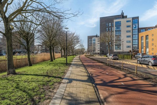 Meerwedesingel 68, BARENDRECHT