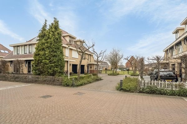 Riedergaarde 12, BARENDRECHT