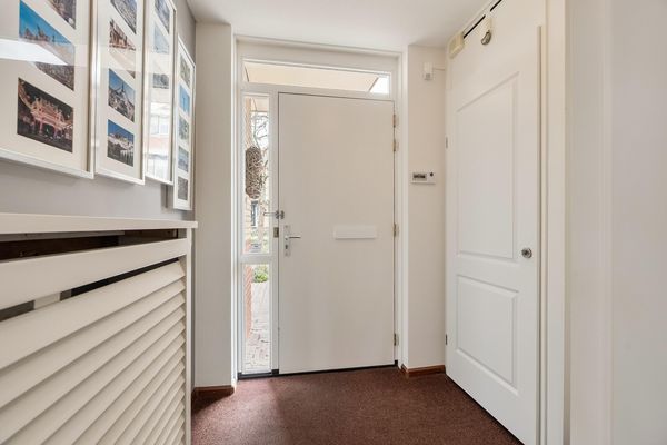 Riedergaarde 12, BARENDRECHT