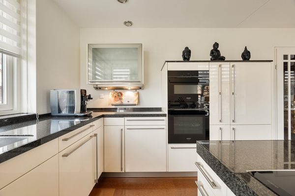 Riedergaarde 12, BARENDRECHT