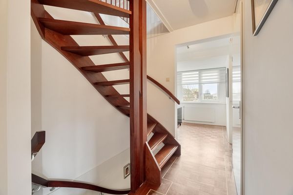 Riedergaarde 12, BARENDRECHT