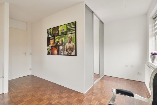 Riedergaarde 12, BARENDRECHT