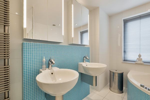 Riedergaarde 12, BARENDRECHT