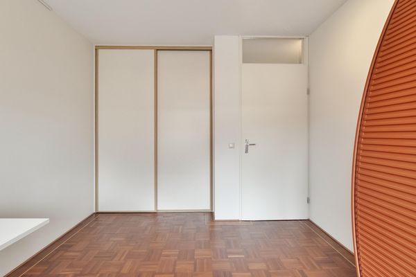 Riedergaarde 12, BARENDRECHT