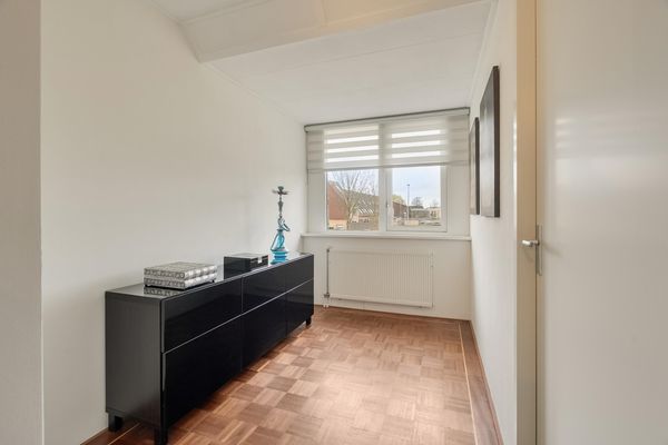 Riedergaarde 12, BARENDRECHT