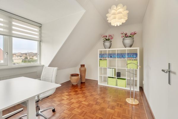 Riedergaarde 12, BARENDRECHT