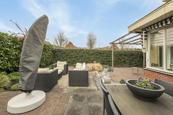 Riedergaarde 12, BARENDRECHT