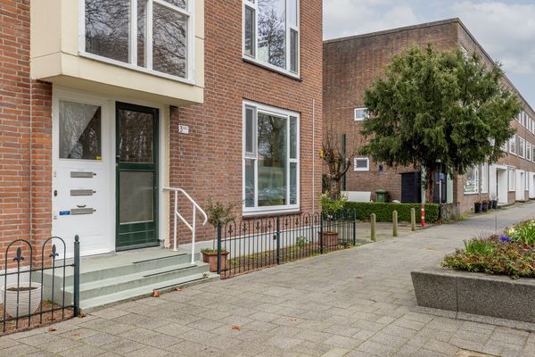 Aveling 83B, HOOGVLIET ROTTERDAM