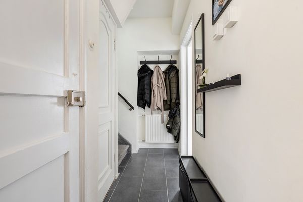 Aveling 83B, HOOGVLIET ROTTERDAM