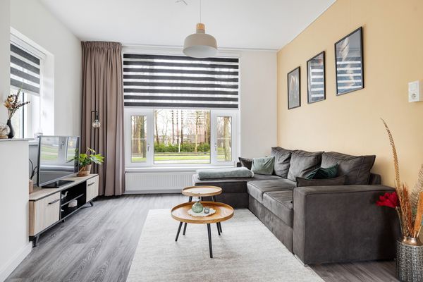 Aveling 83B, HOOGVLIET ROTTERDAM