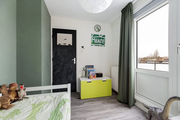 Aveling 83B, HOOGVLIET ROTTERDAM