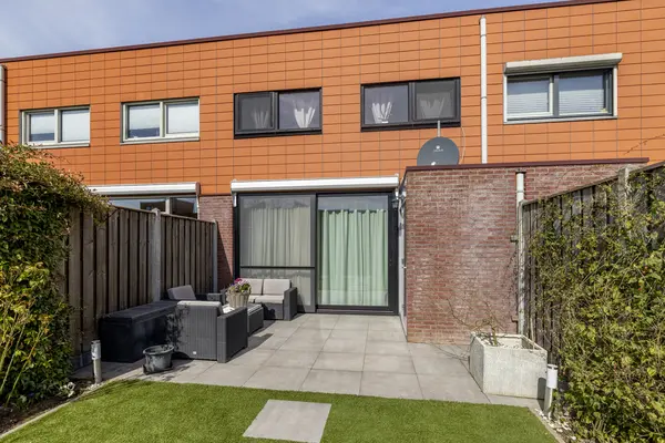Schiermonnikoog 8, BARENDRECHT