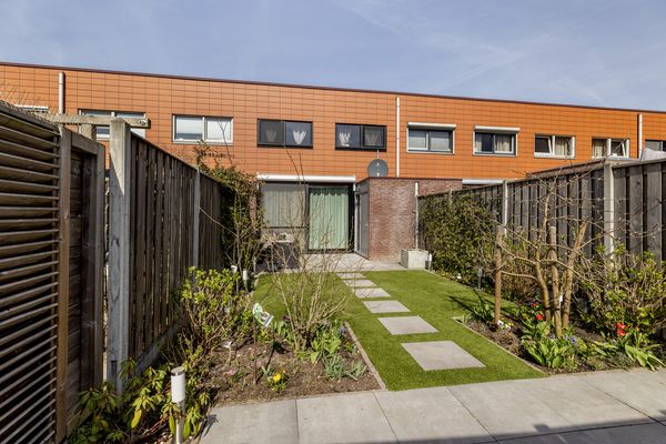 Schiermonnikoog 8, BARENDRECHT