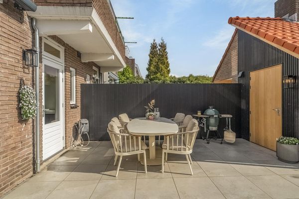 Nassaustraat 237, RIDDERKERK