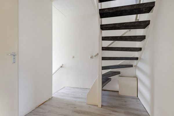 Eikenwede 111, BARENDRECHT