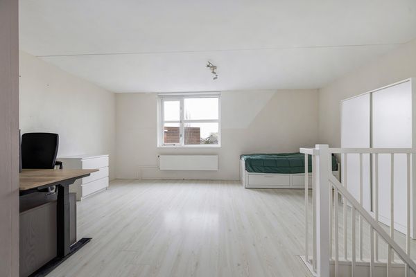 Eikenwede 111, BARENDRECHT