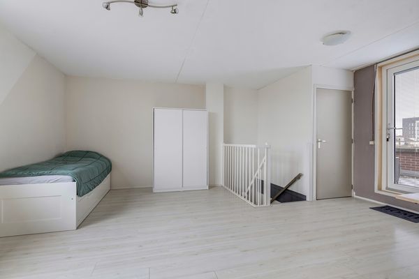 Eikenwede 111, BARENDRECHT